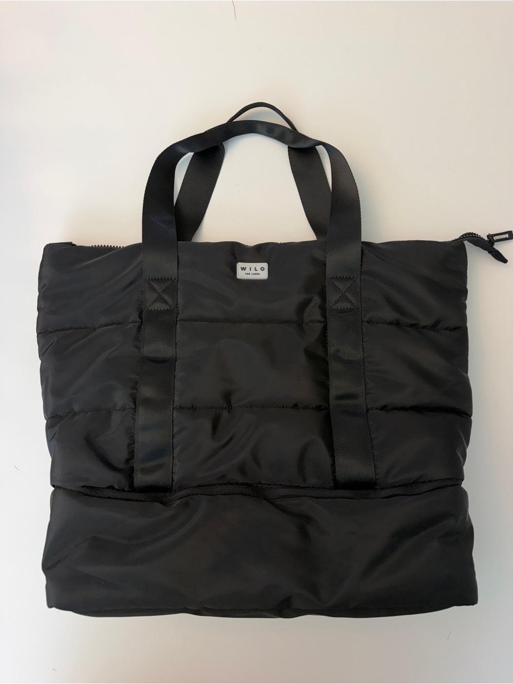 The Wilo The Label Puffer Weekender Gym Bag